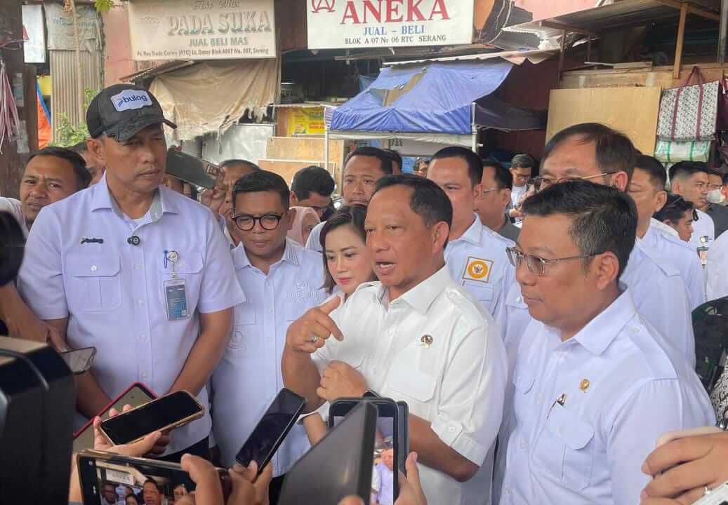 1,3 Juta Ton Beras Bulog akan Banjiri Pasar, Stabilisasi Harga Hingga Akhir 2025