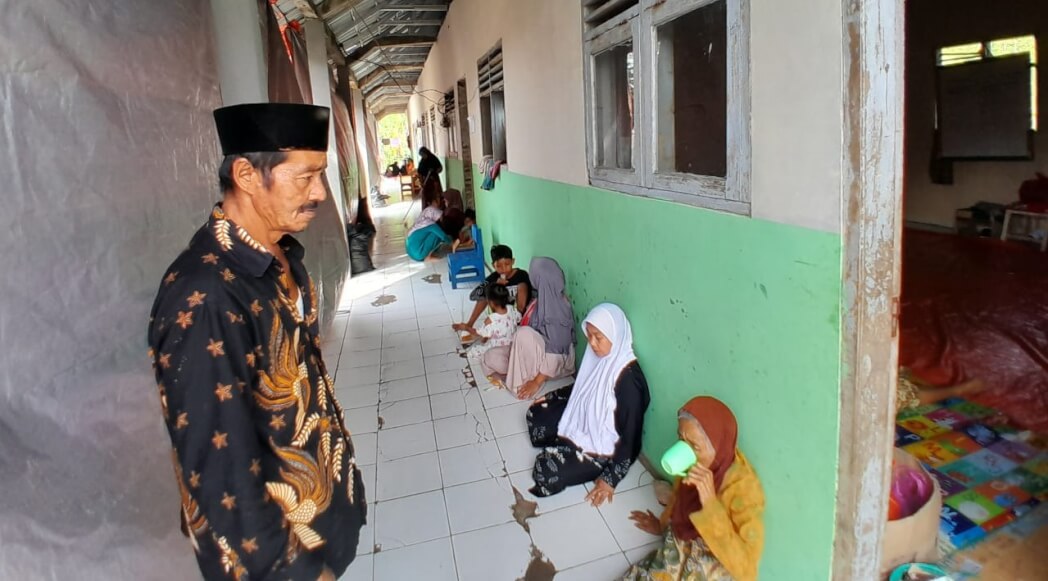 367 Warga Masih Mengungsi Pasca Longsor di Lereng Gunung Kaupas Padarincang