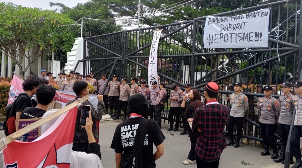 Mahasiswa Kritik Kinerja Andra-Dimyati Dalam Tangani Pengangguran dan Nepotisme