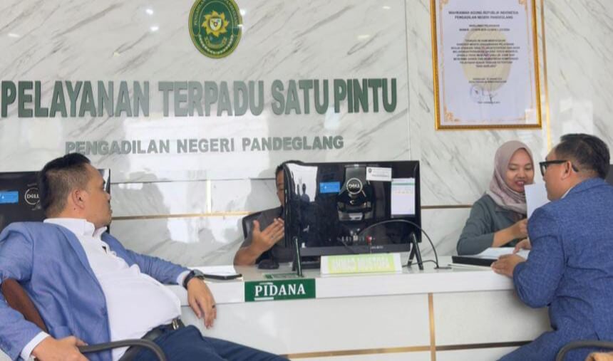 Kecelakaan Ojek di Pandeglang Akibat Jalan Rusak, Kuasa Hukum Resmi Gugat Gubernur Banten